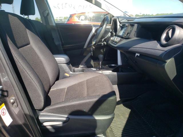 Photo 5 from auction – 2018 TOYOTA RAV4 LE with VIN JTMBFREV9JJ737726