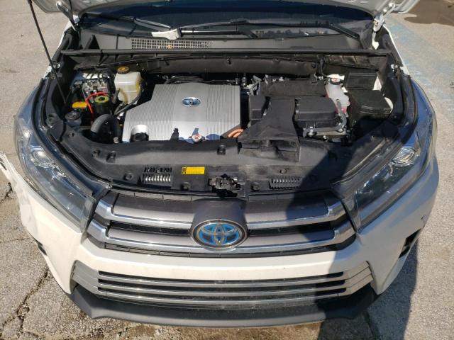 Photo 7 from auction – 2018 TOYOTA HIGHLANDER with VIN 5TDDGRFH0JS039331