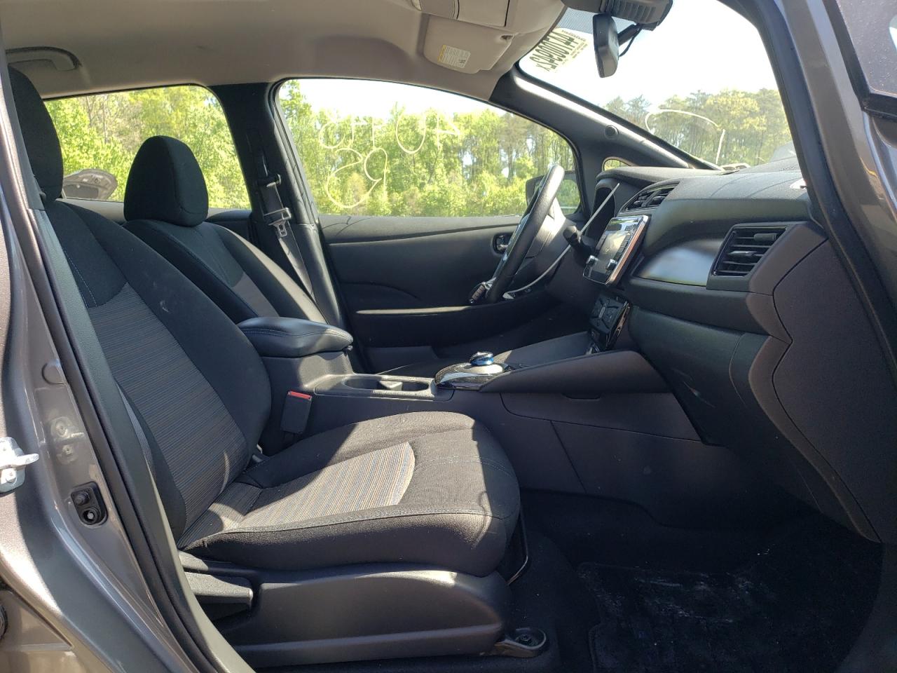 Photo 5 from auction – 2018 NISSAN LEAF S with VIN 1N4AZ1CP0JC314388