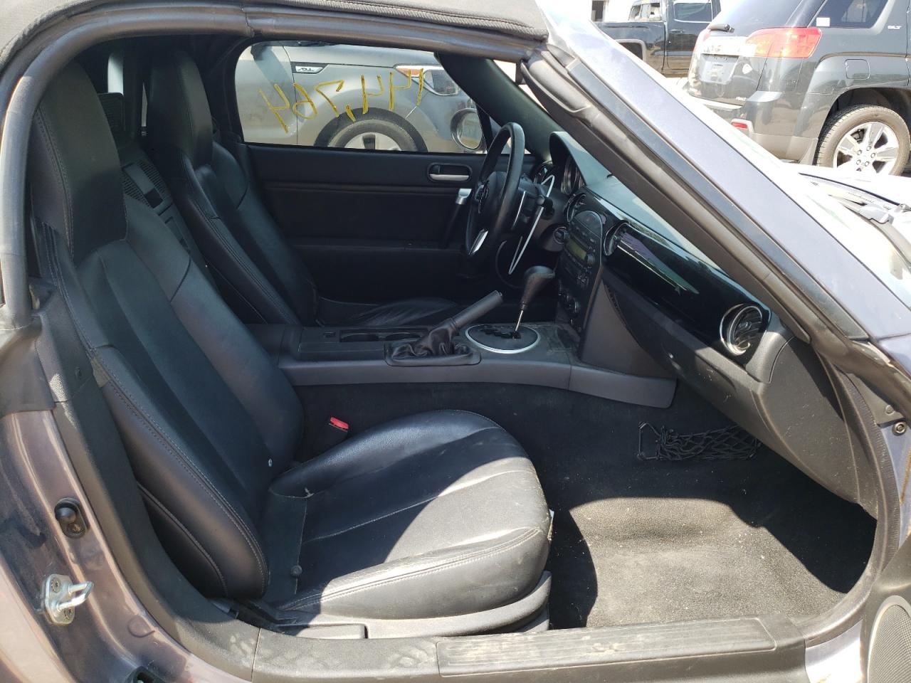 Photo 5 from auction – 2007 MAZDA MX-5 MIATA with VIN JM1NC25F270126733