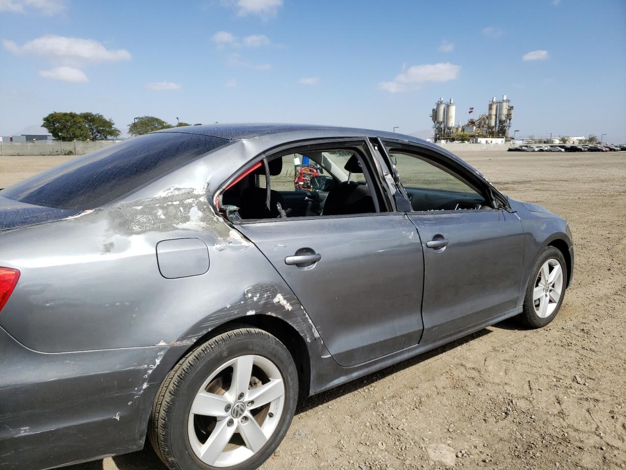 Photo 9 from auction – 2012 VOLKSWAGEN JETTA BASE with VIN 3VW2K7AJ7CM424163
