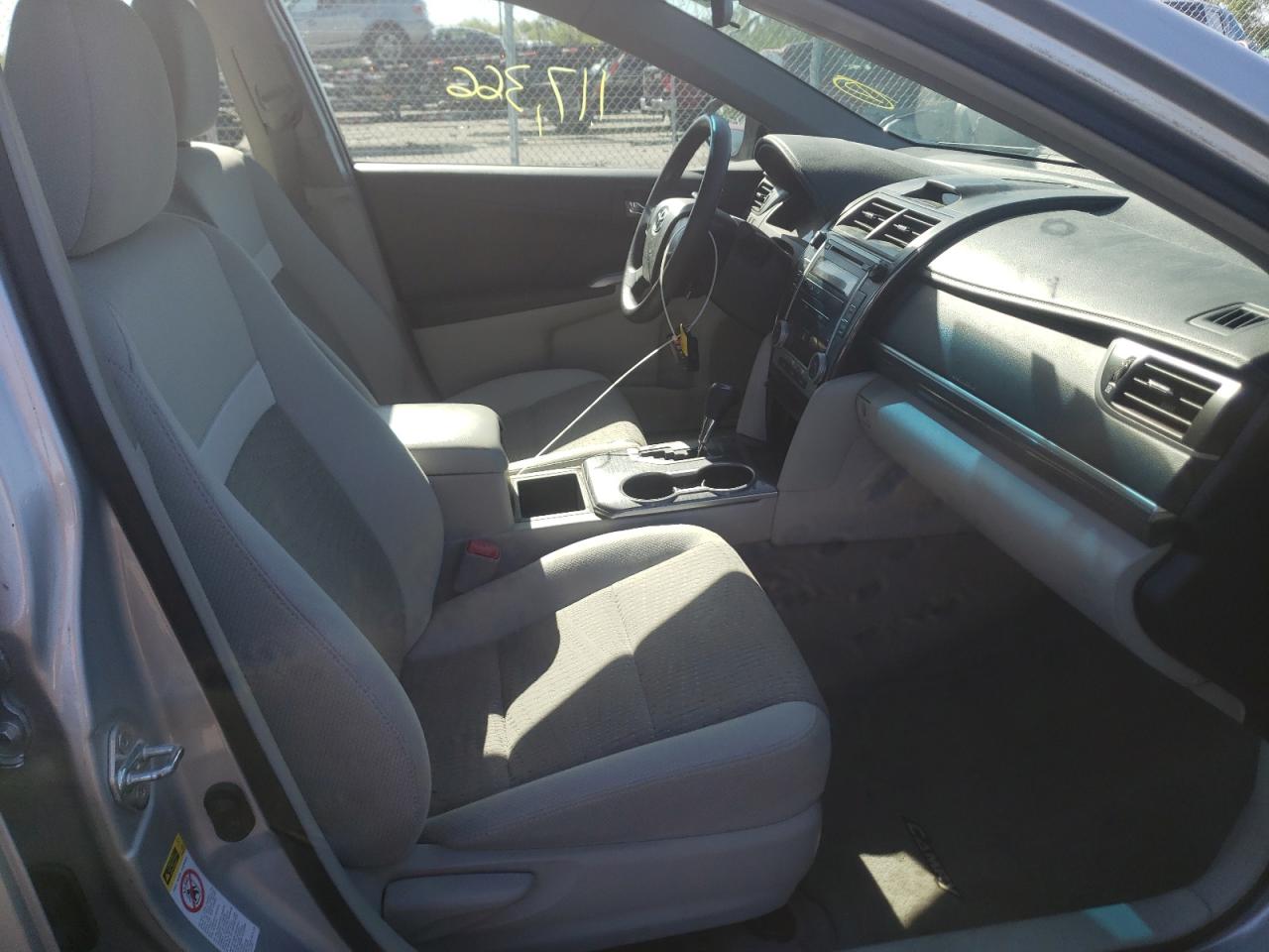 Photo 5 from auction – 2012 TOYOTA CAMRY HYBR with VIN 4T1BD1FK4CU036665