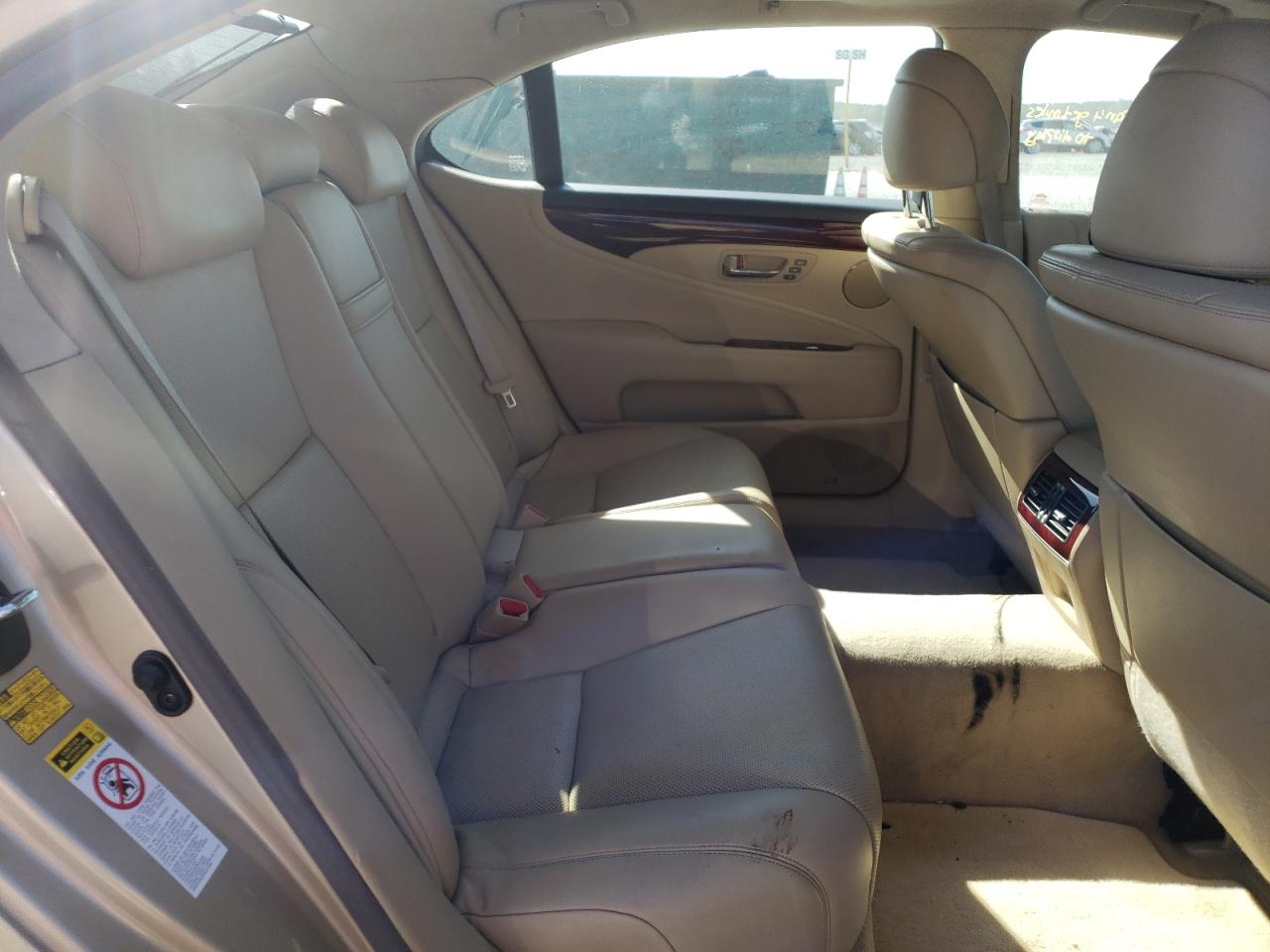 Photo 6 from auction – 2007 LEXUS LS 460L with VIN JTHGL46F775010092