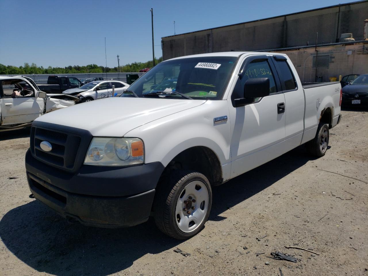Photo 2 from auction – 2006 FORD F150 with VIN 1FTRX14WX6FA37621