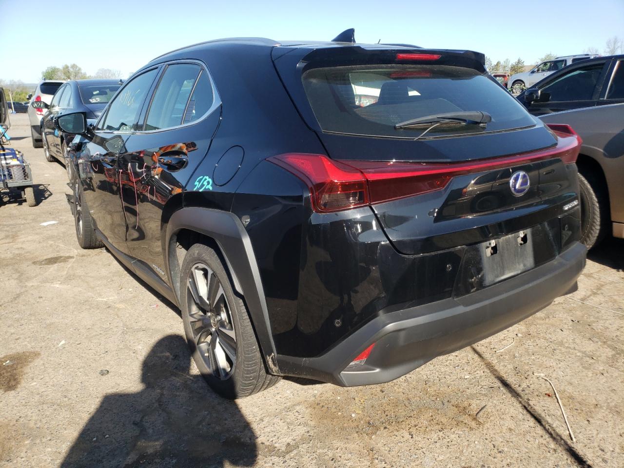 Photo 3 from auction – 2019 LEXUS UX 250H with VIN JTHU9JBH6K2002292