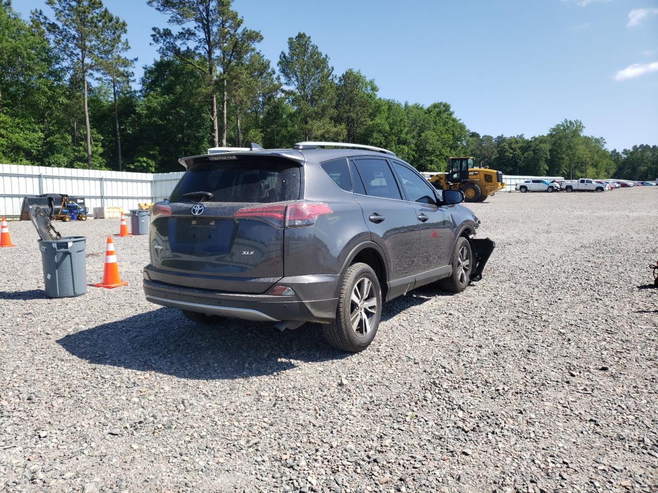 Photo 4 from auction – 2018 TOYOTA RAV4 ADVEN with VIN JTMWFREV4JJ201851