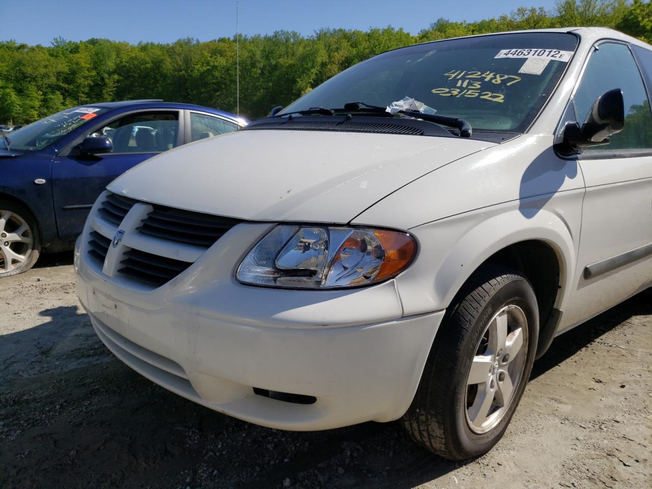 Photo 9 from auction – 2005 DODGE CARAVAN SX with VIN 1D4GP45R95B166704