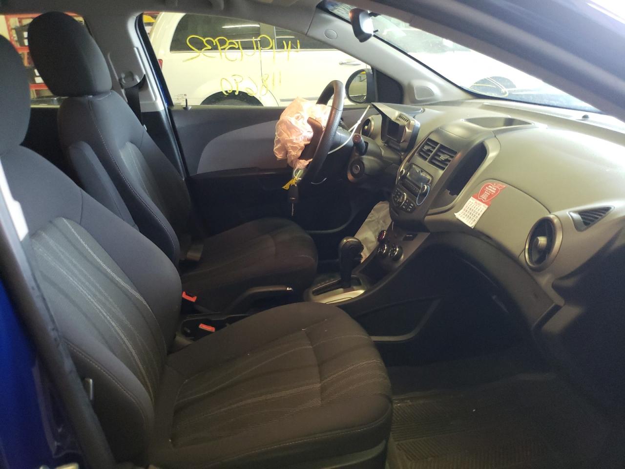 Photo 5 from auction – 2012 CHEVROLET SONIC LT with VIN 1G1JC6SB5C4206207