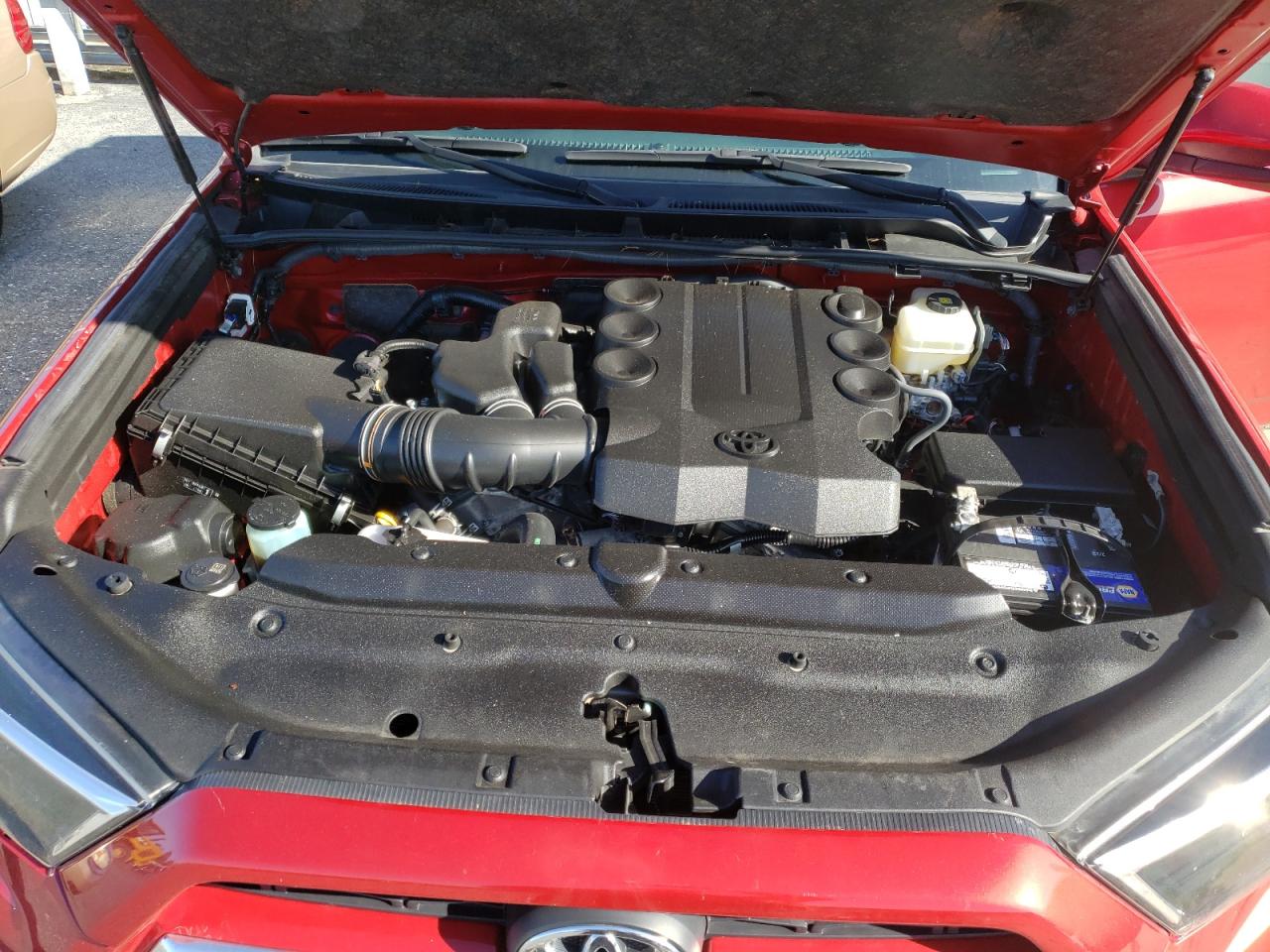 Photo 7 from auction – 2019 TOYOTA 4RUNNER SR with VIN JTEBU5JR7K5614567