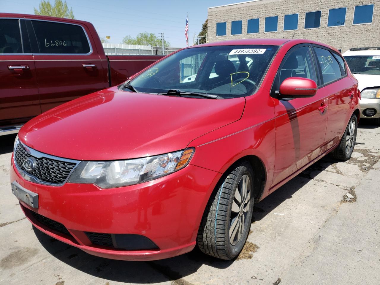 Photo 2 from auction – 2013 KIA FORTE EX with VIN KNAFU5A23D5743947