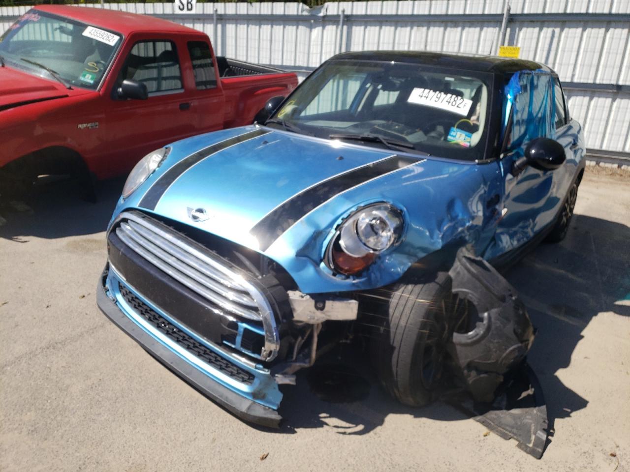 Photo 2 from auction – 2015 MINI COOPER with VIN WMWXS5C57FT833831