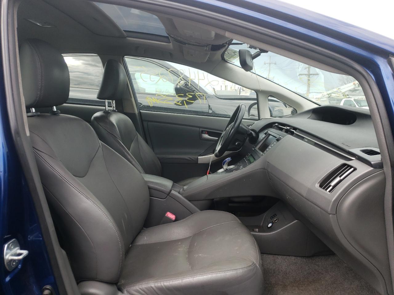 Photo 5 from auction – 2011 TOYOTA PRIUS with VIN JTDKN3DU9B0315231