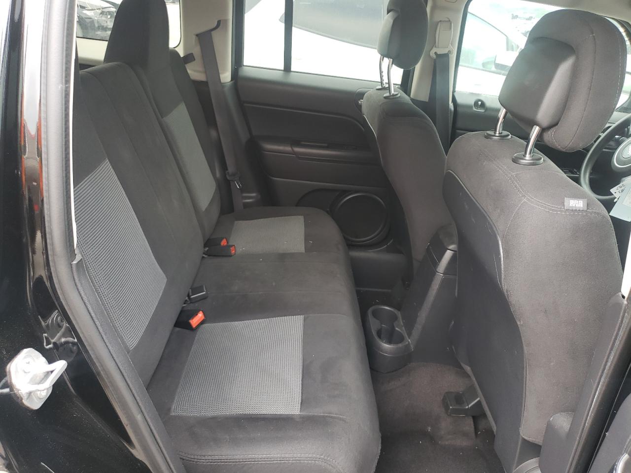 Photo 6 from auction – 2017 JEEP PATRIOT SP with VIN 1C4NJPBA6HD201374