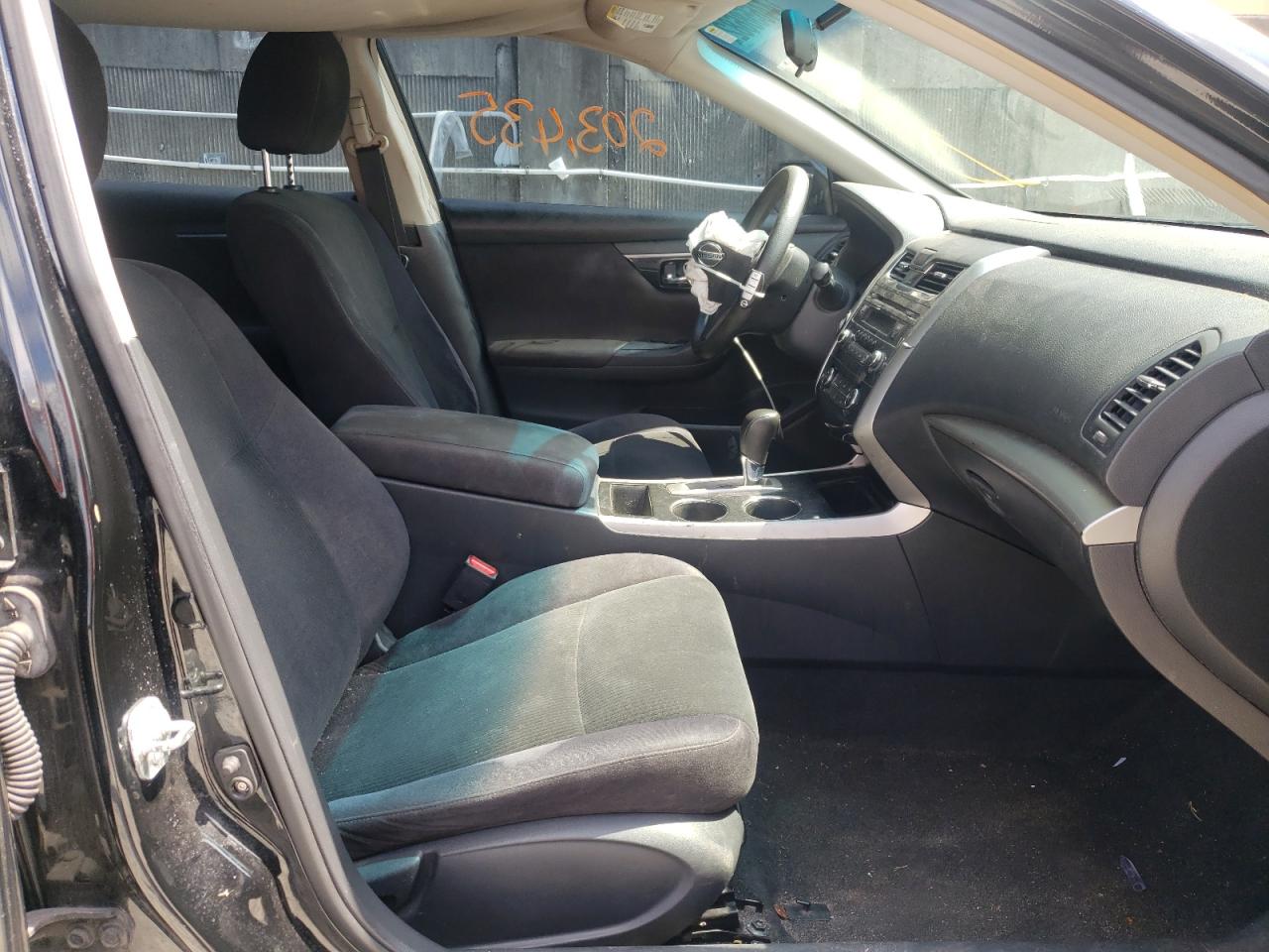 Photo 5 from auction – 2013 NISSAN ALTIMA 2.5 with VIN 1N4AL3AP4DN450449
