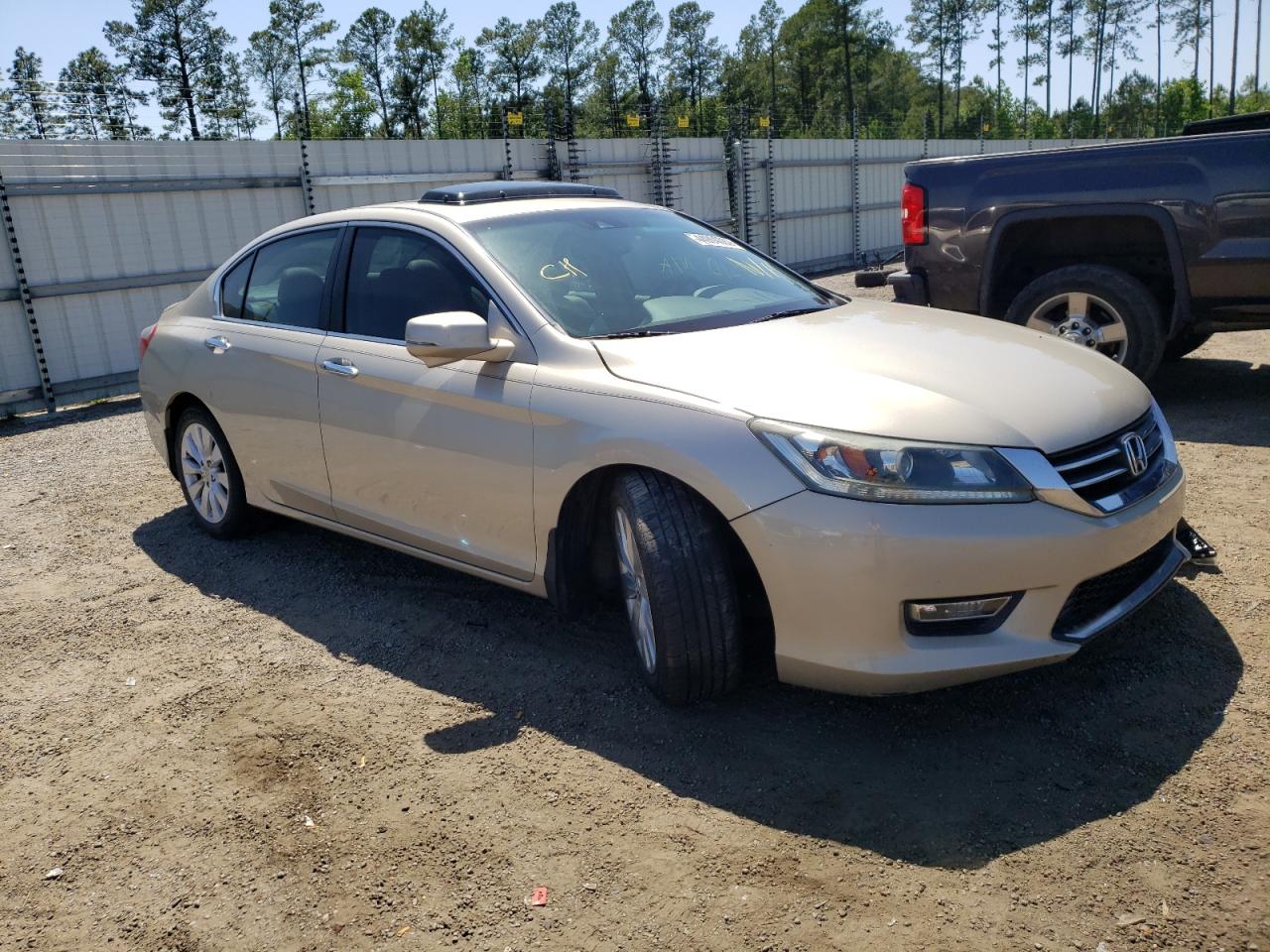 HONDA ACCORD EXL 2013 with VIN 1HGCR2F80DA100922 - Photo from auction