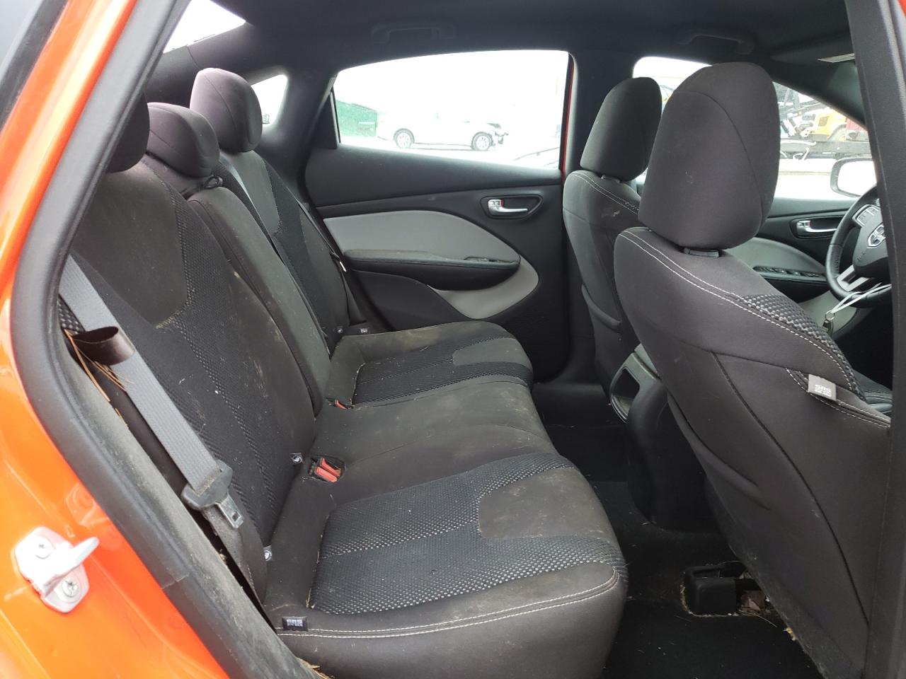Photo 6 from auction – 2015 DODGE DART SXT with VIN 1C3CDFBB1FD299684