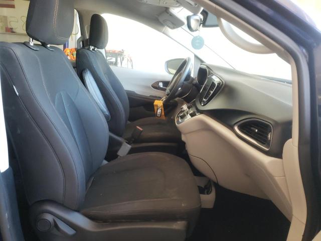 Photo 5 from auction – 2017 CHRYSLER PACIFICA T with VIN 2C4RC1DG8HR522730