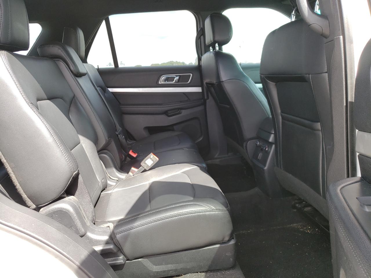 Photo 6 from auction – 2016 FORD EXPLORER X with VIN 1FM5K7D89GGD29799