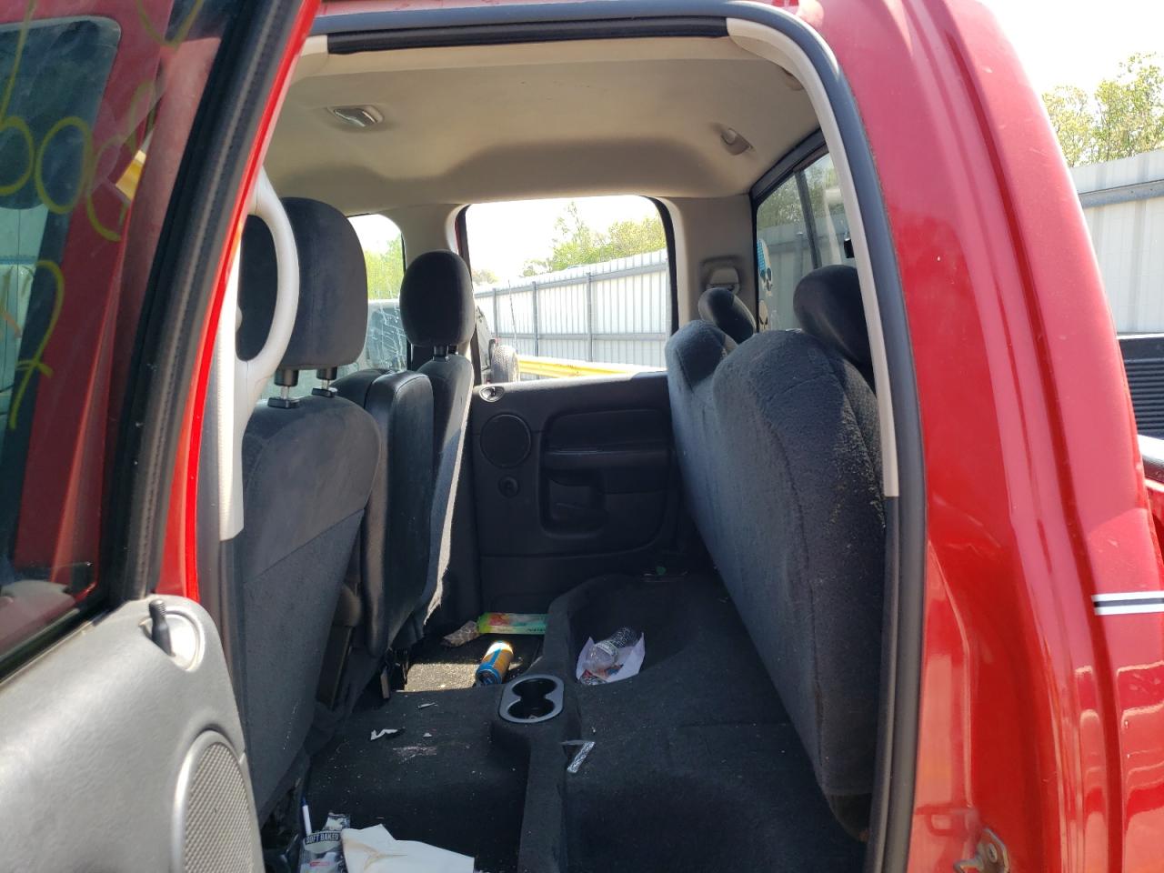 Photo 6 from auction – 2004 DODGE RAM 1500 S with VIN 1D7HU18NX4J209393