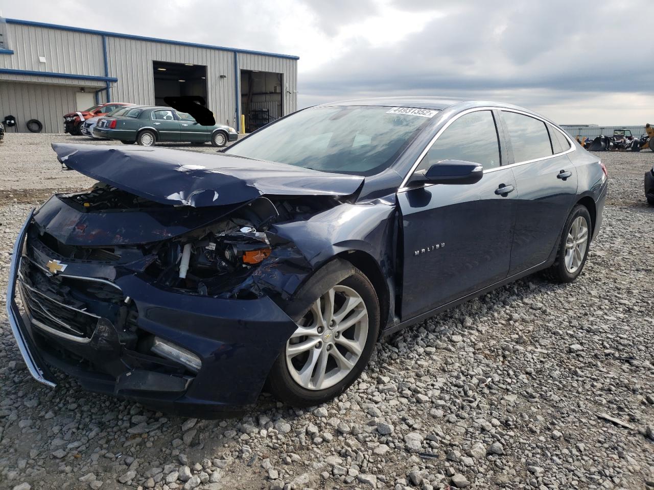 Photo 2 from auction – 2018 CHEVROLET MALIBU LT with VIN 1G1ZD5ST1JF134202