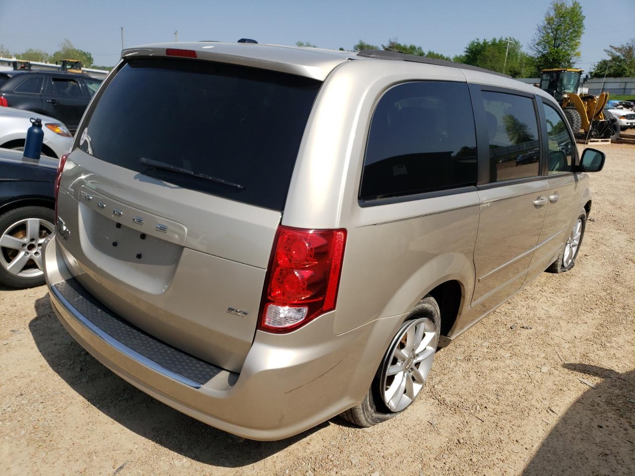 Photo 4 from auction – 2014 DODGE GRAND CARA with VIN 2C4RDGCG4ER473524