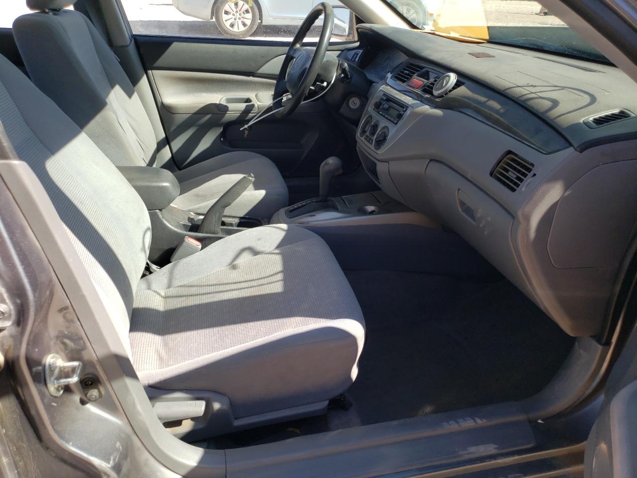 Photo 5 from auction – 2005 MITSUBISHI LANCER ES with VIN JA3AJ26E05U050332