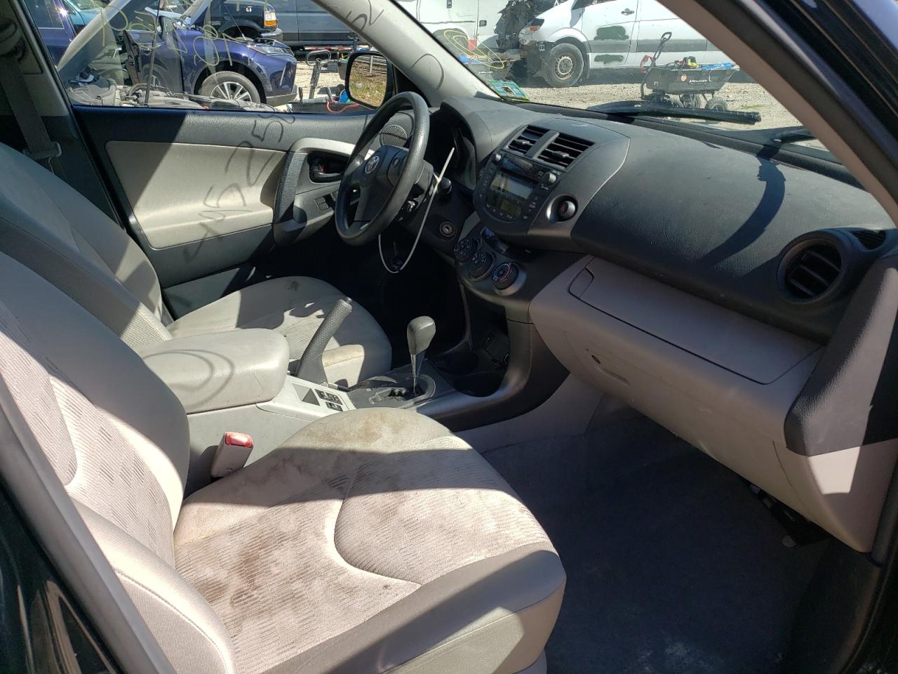 Zdjęcie 5 z aukcji – 2009 TOYOTA RAV4 z VIN 2T3BF33V19W010951
