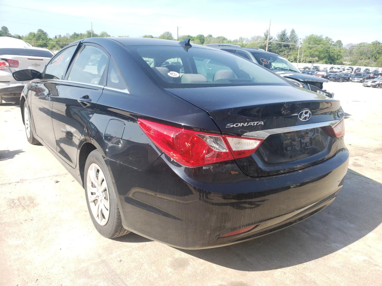Photo 3 from auction – 2012 HYUNDAI SONATA GLS with VIN 5NPEB4AC2CH350009