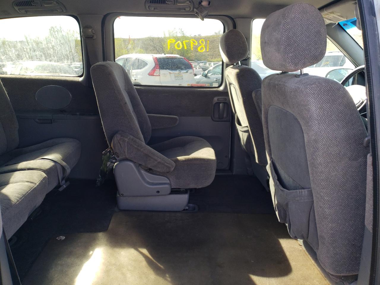 Photo 6 from auction – 2002 KIA SEDONA EX with VIN KNDUP131X26285555