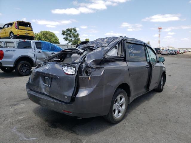 Photo 4 from auction – 2016 TOYOTA SIENNA LE with VIN 5TDKK3DC5GS731863