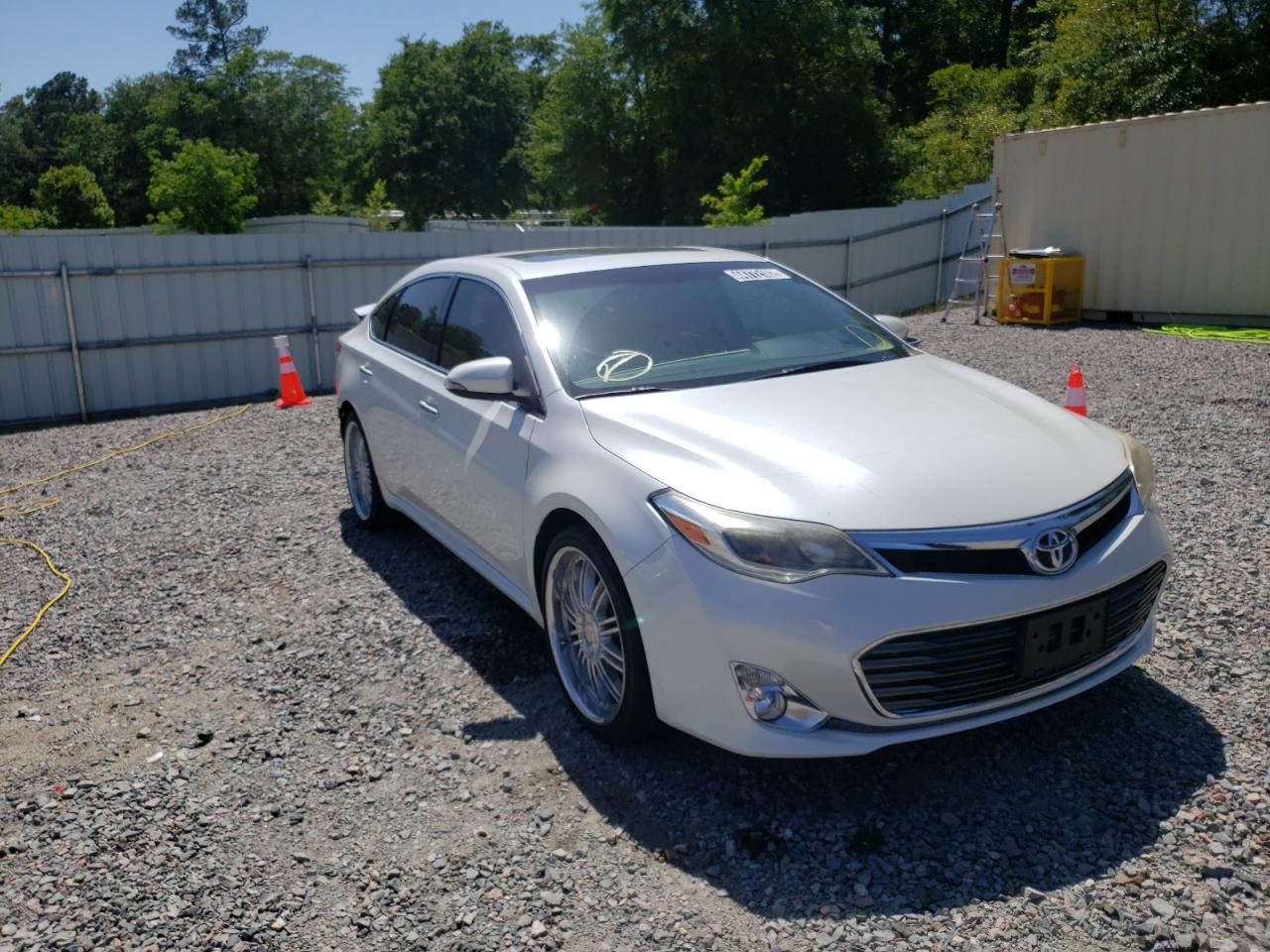 TOYOTA AVALON BAS 2014 with VIN 4T1BK1EB7EU104158 - Photo from auction