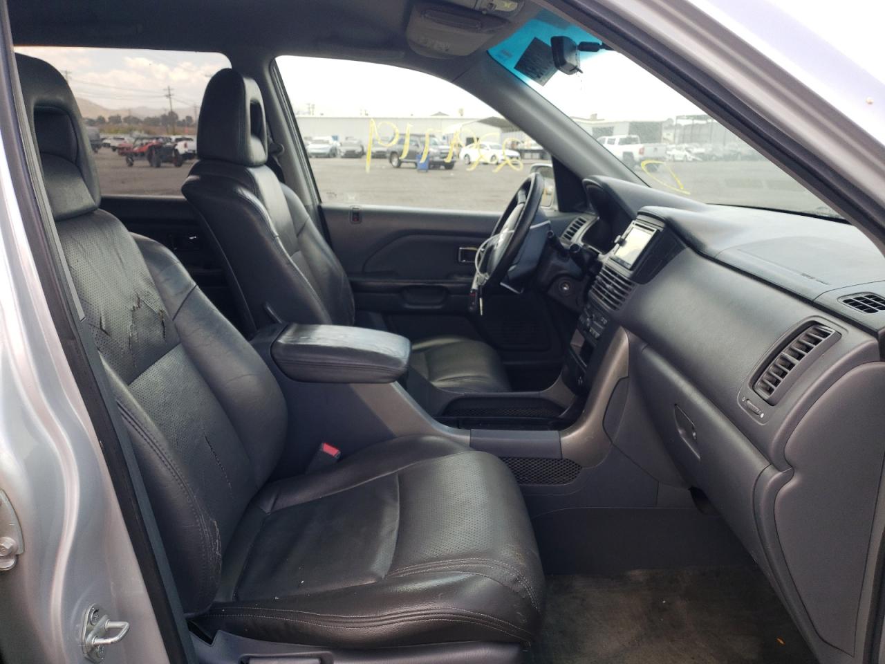 Photo 5 from auction – 2003 HONDA PILOT EXL with VIN 2HKYF18523H613929
