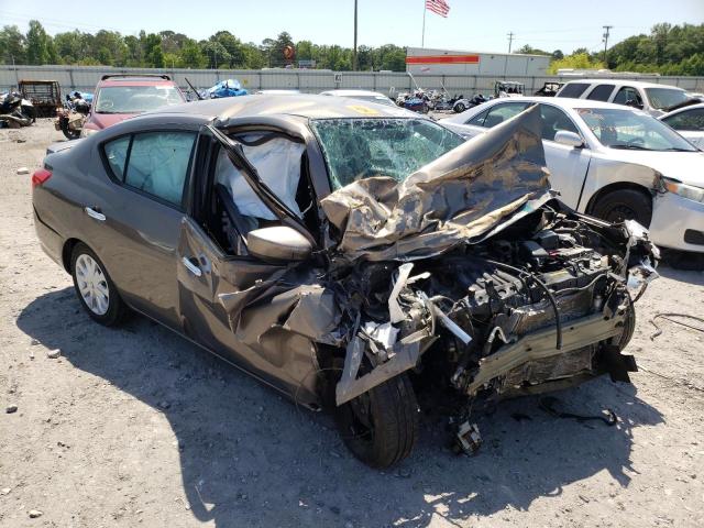 NISSAN VERSA S 2015 with VIN 3N1CN7AP1FL931043 - Photo from auction
