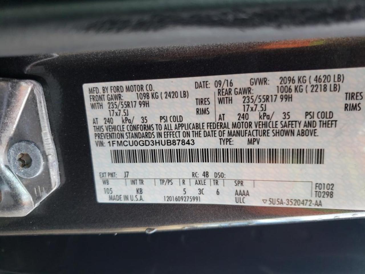 Photo 10 from auction – 2017 FORD ESCAPE SE with VIN 1FMCU0GD3HUB87843