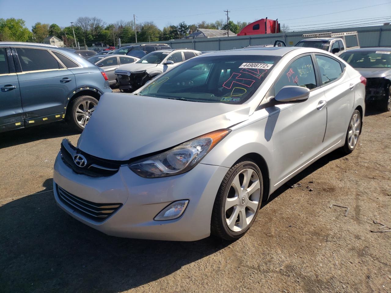 Photo 2 from auction – 2012 HYUNDAI ELANTRA GL with VIN 5NPDH4AE1CH128900