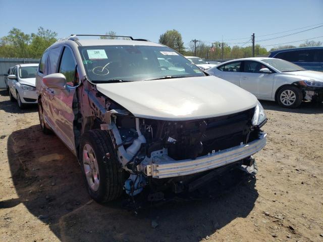 CHRYSLER PACIFICA T 2017 with VIN 2C4RC1EG3HR560476 - Photo from auction