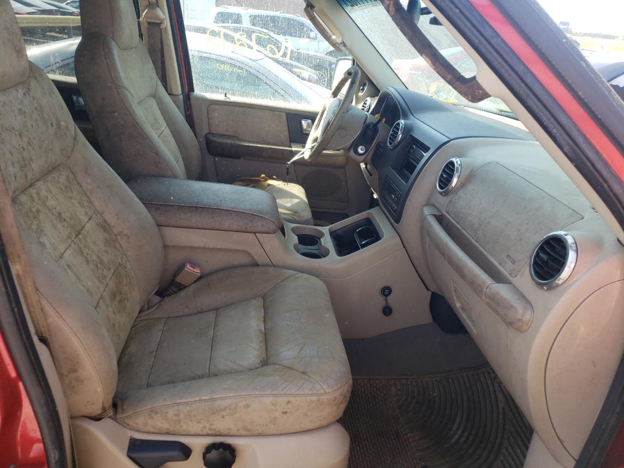 Photo 5 from auction – 2003 FORD EXPEDITION with VIN 1FMFU17L83LA70784