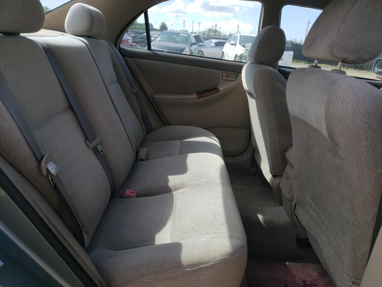 Photo 6 from auction – 2004 TOYOTA COROLLA with VIN 1NXBR32EX4Z289438