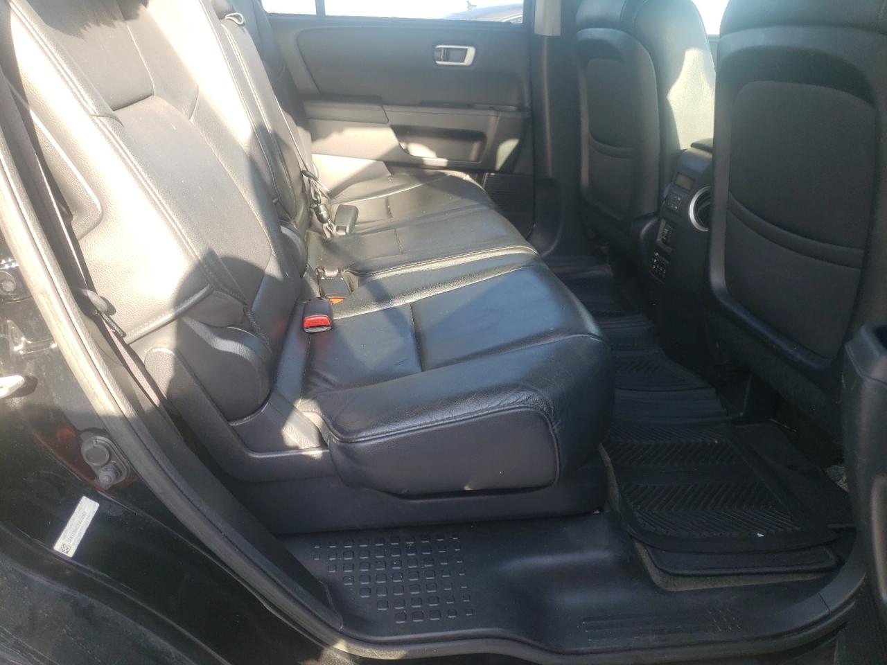 Photo 6 from auction – 2014 HONDA PILOT TOUR with VIN 5FNYF3H97EB010507