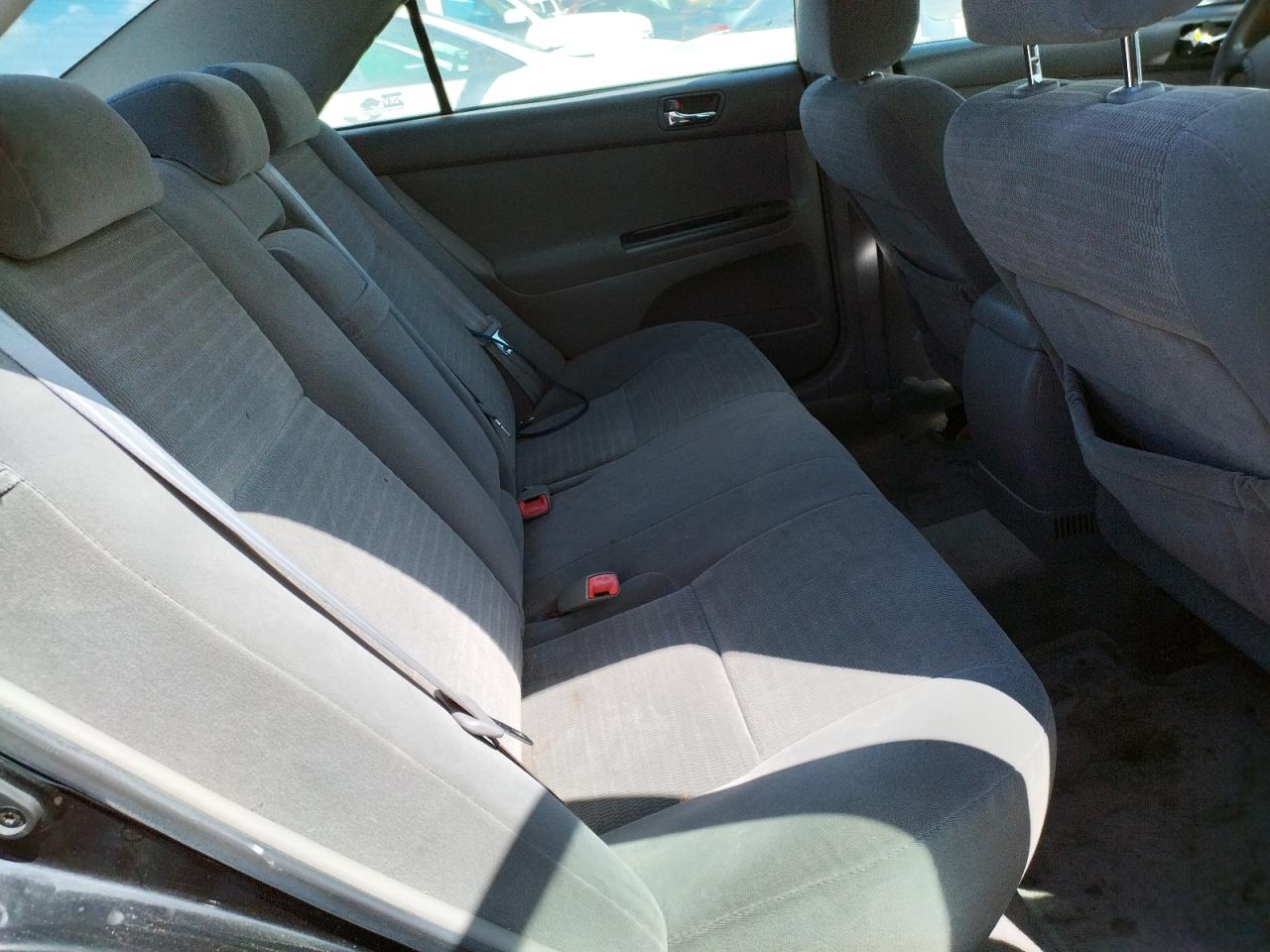 Photo 6 from auction – 2006 TOYOTA CAMRY with VIN 4T1BE32K86U119454