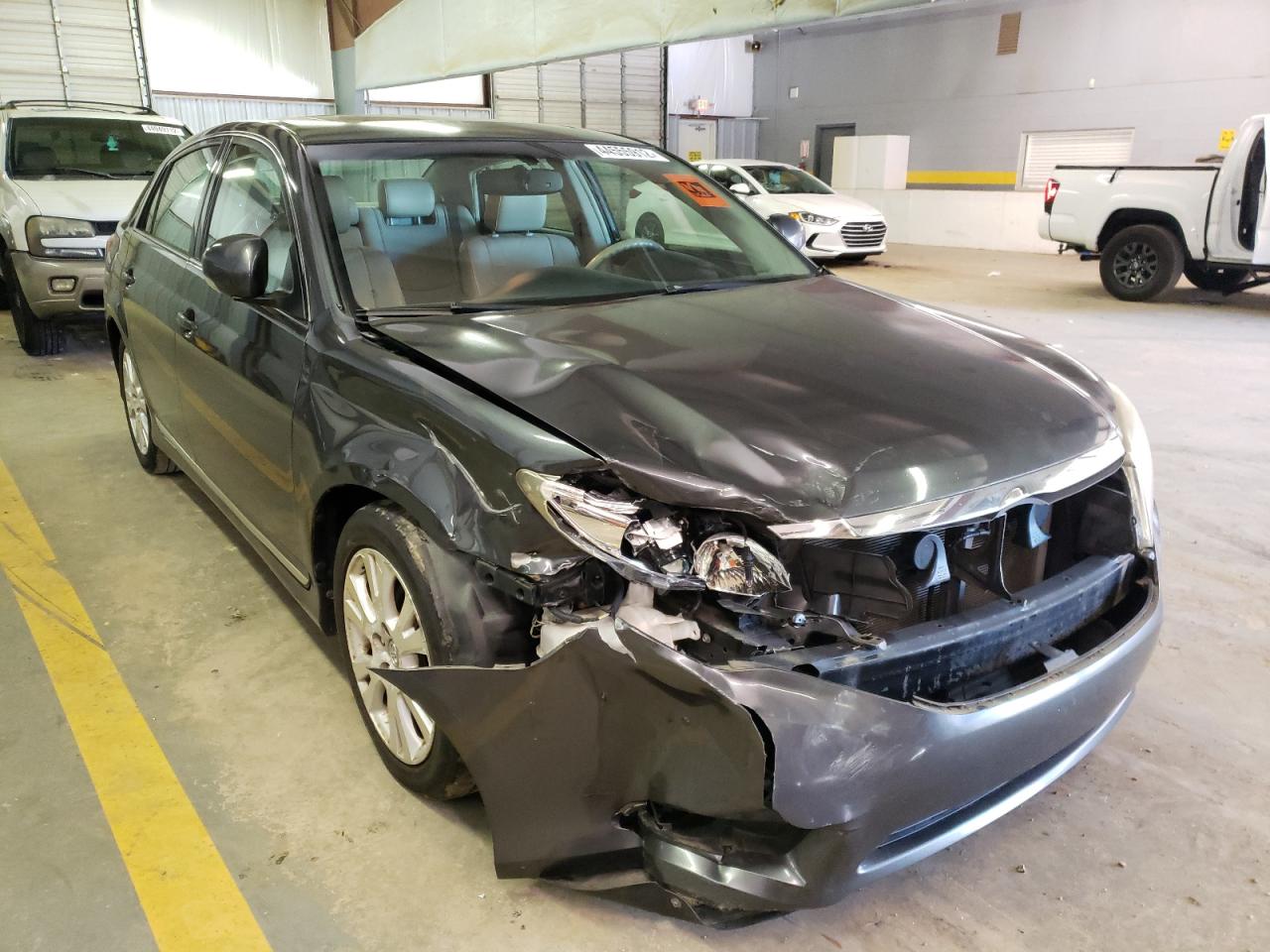 TOYOTA AVALON BAS 2011 with VIN 4T1BK3DB5BU372330 - Photo from auction