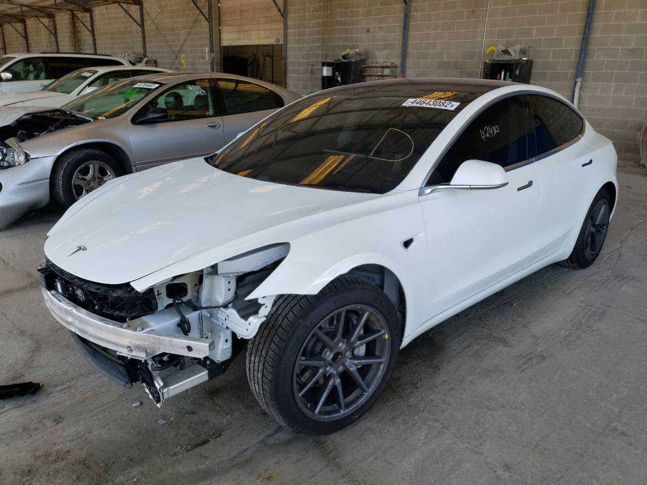 Photo 14 from auction – 2018 TESLA MODEL 3 with VIN 5YJ3E1EA0JF039048