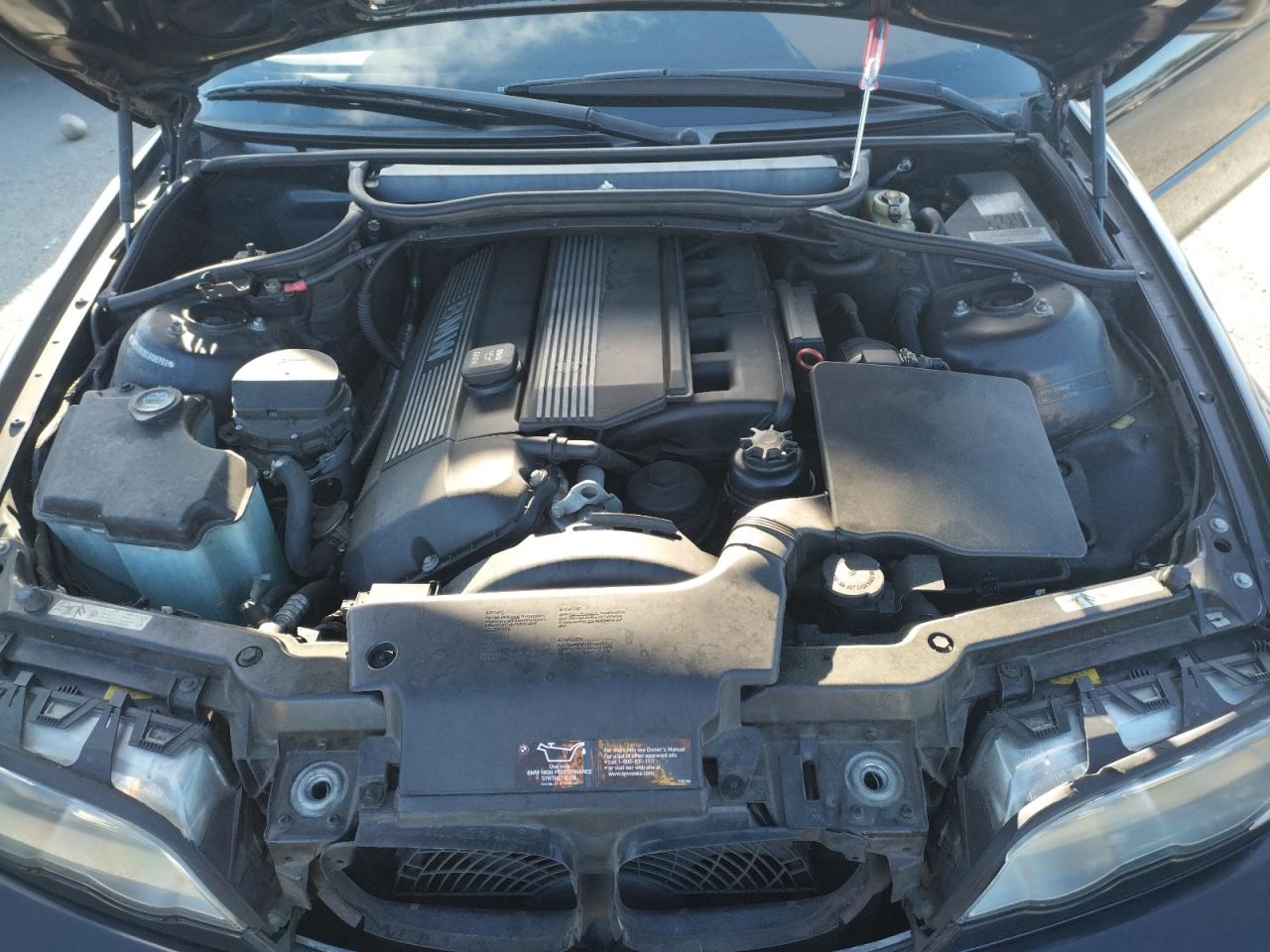 Photo 7 from auction – 2003 BMW 330 CI with VIN WBABS53483JU98782