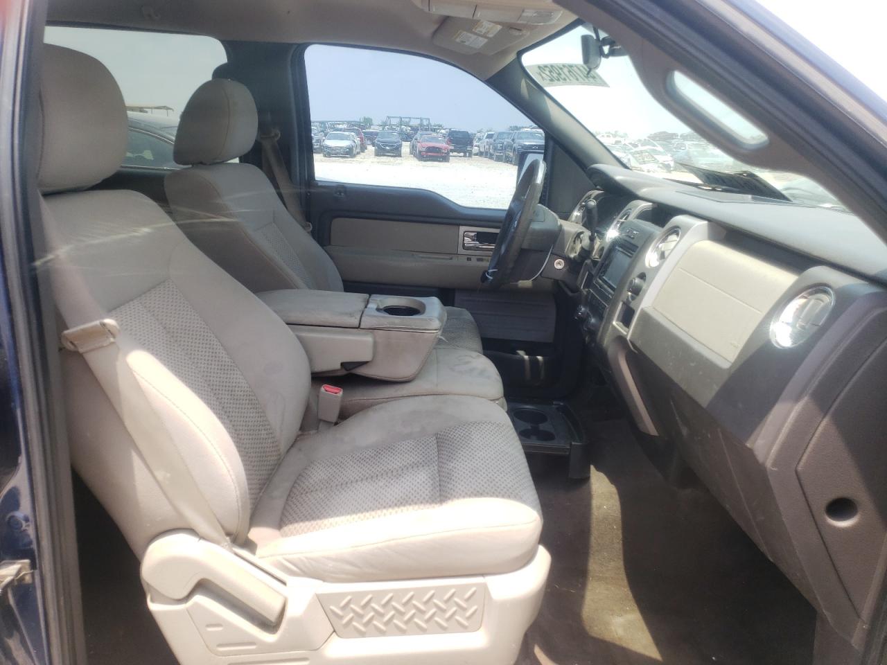 Photo 5 from auction – 2010 FORD F150 SUPER with VIN 1FTEW1C88AFC35353