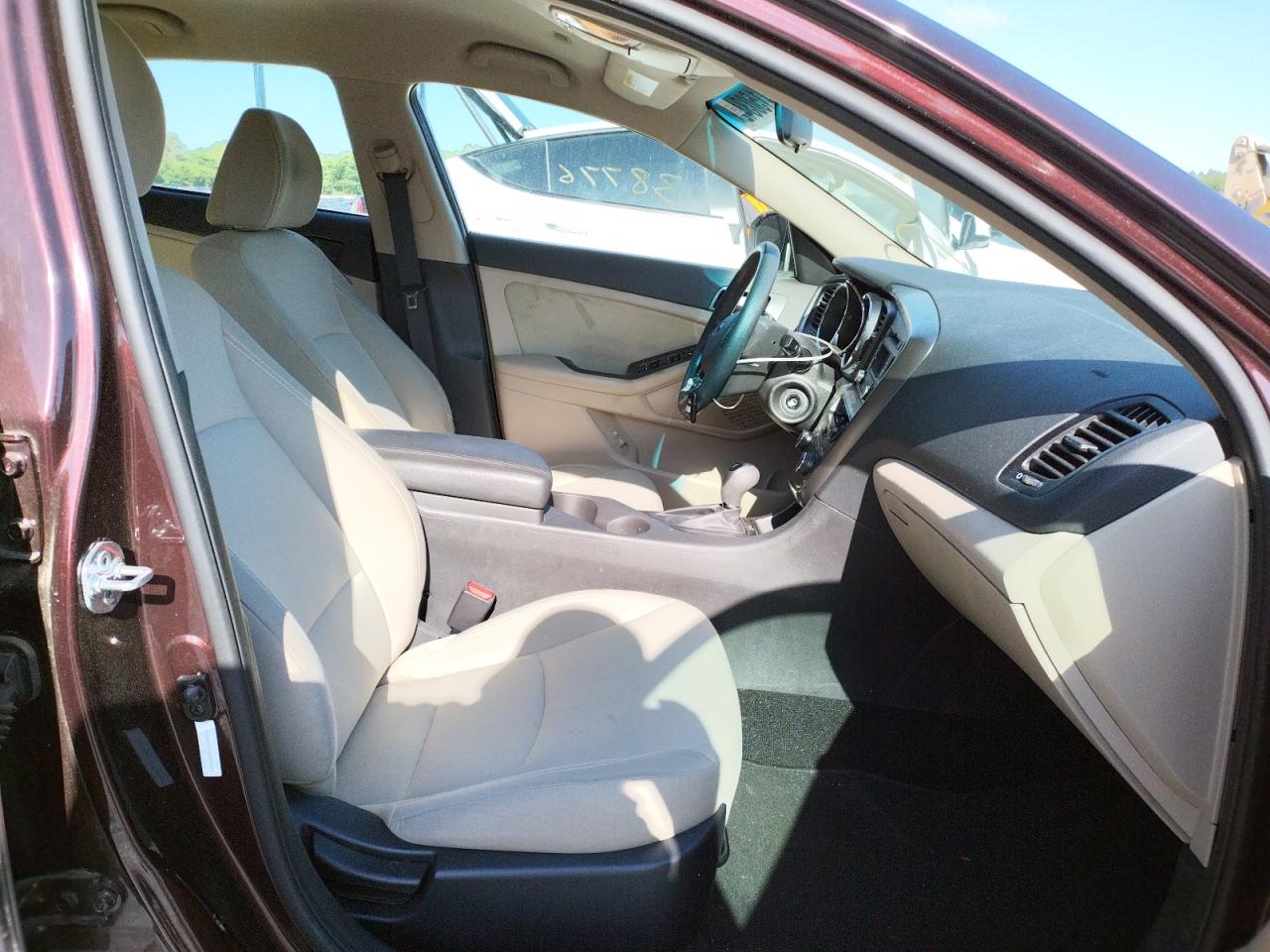 Photo 5 from auction – 2013 KIA OPTIMA LX with VIN 5XXGM4A72DG240936