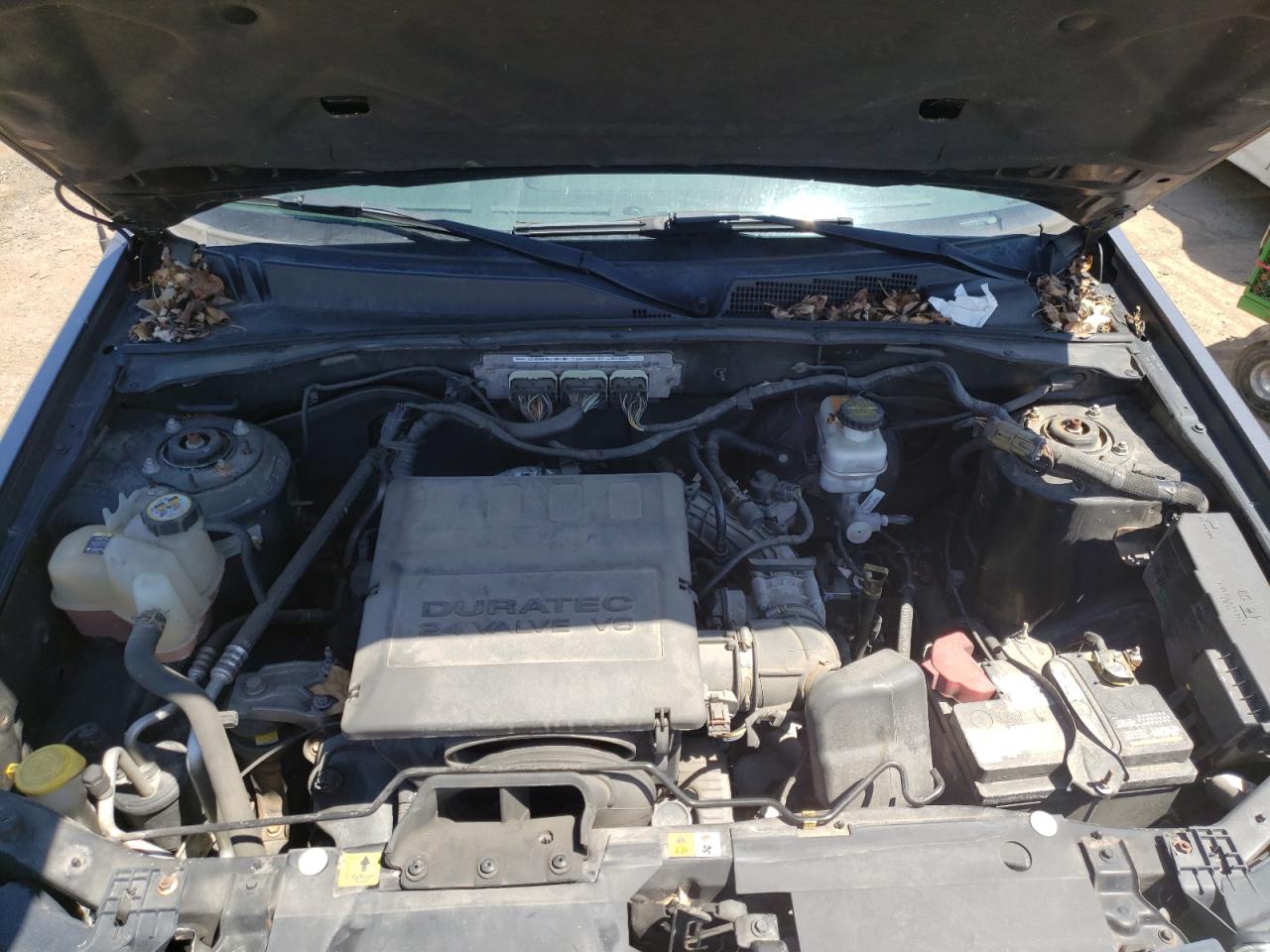 Photo 7 from auction – 2012 FORD ESCAPE LIM with VIN 1FMCU0EG7CKB10815
