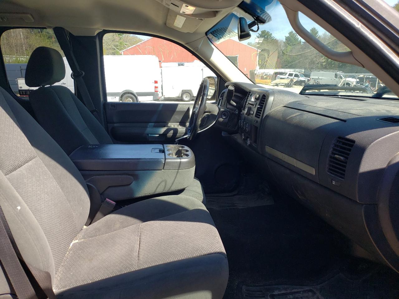 Photo 5 from auction – 2008 CHEVROLET SILVERADO with VIN 1GCHK29KX8E180552