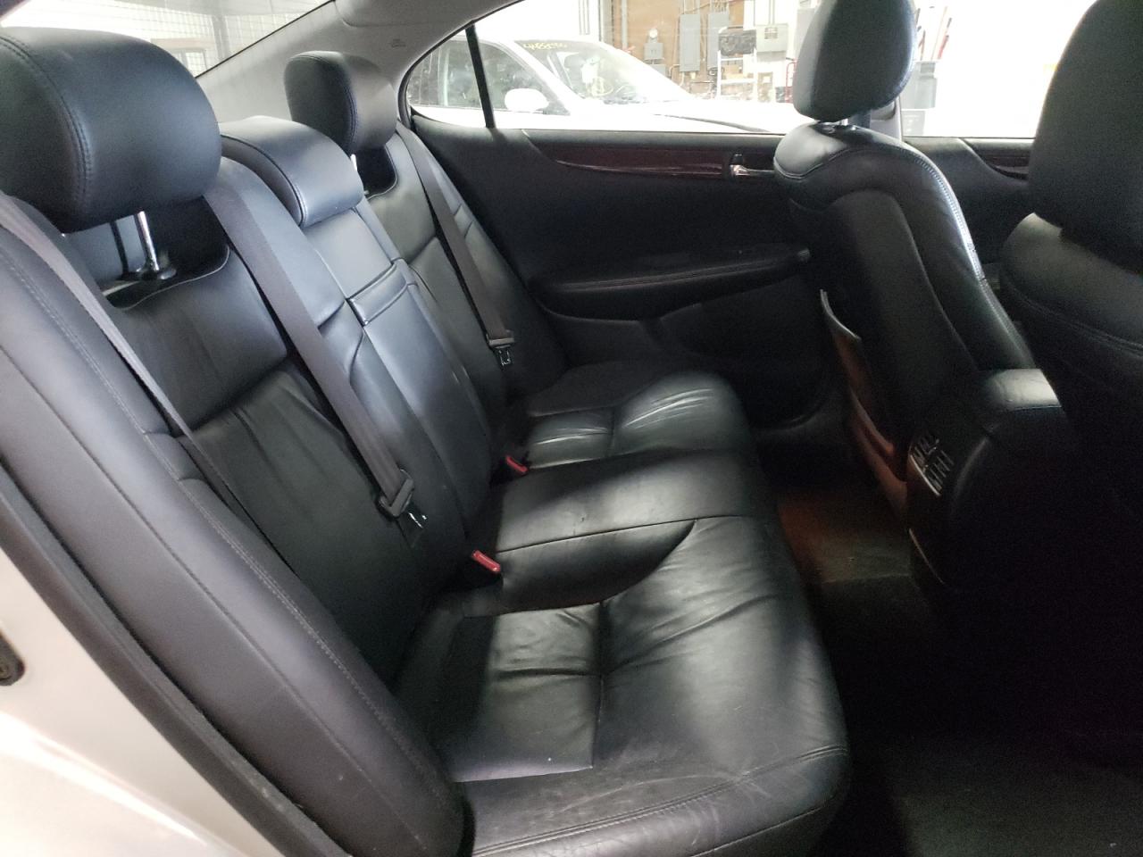 Photo 6 from auction – 2004 LEXUS ES 330 with VIN JTHBA30G740009982