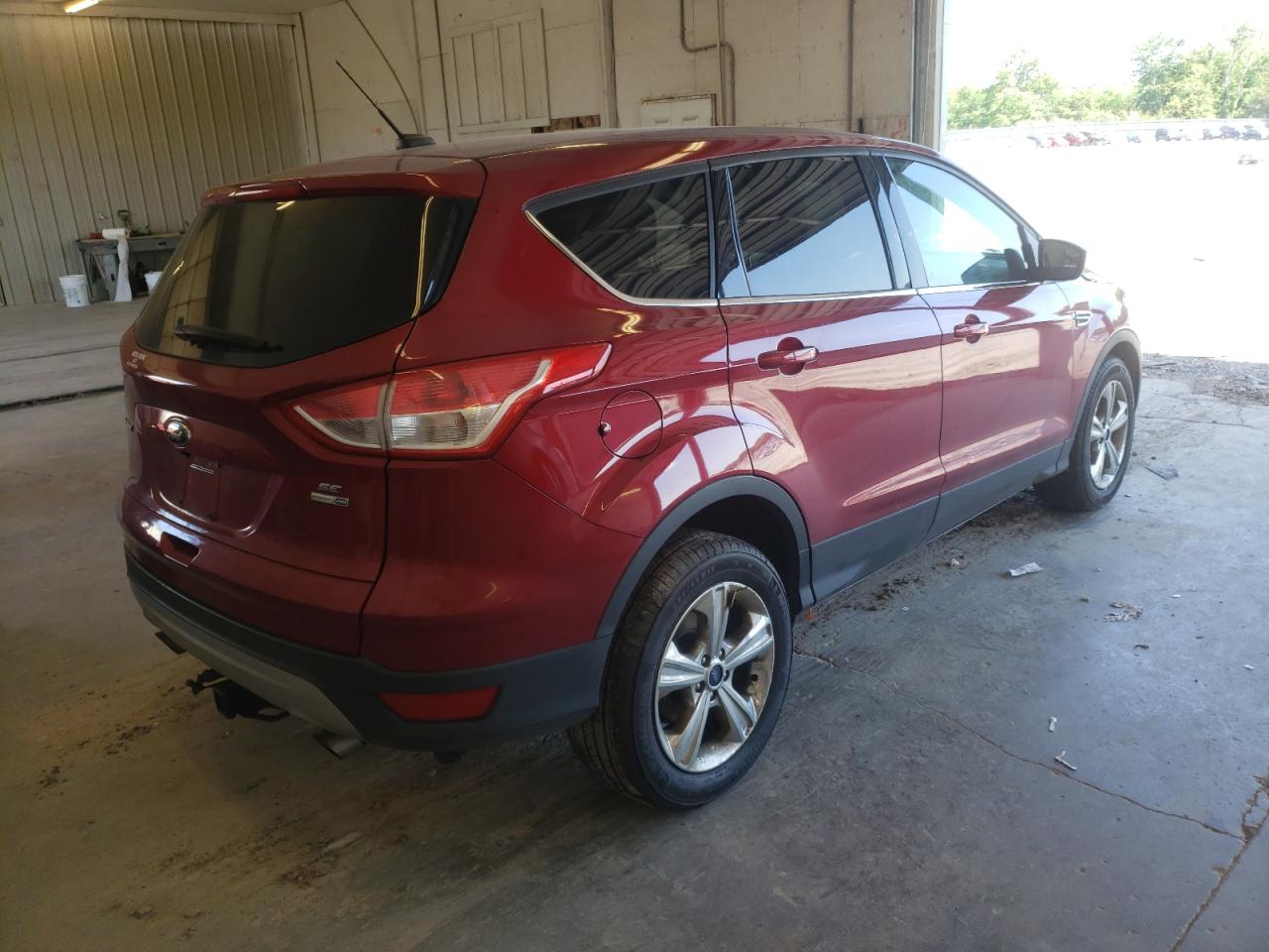 Photo 4 from auction – 2016 FORD ESCAPE SE with VIN 1FMCU9GX1GUC61189