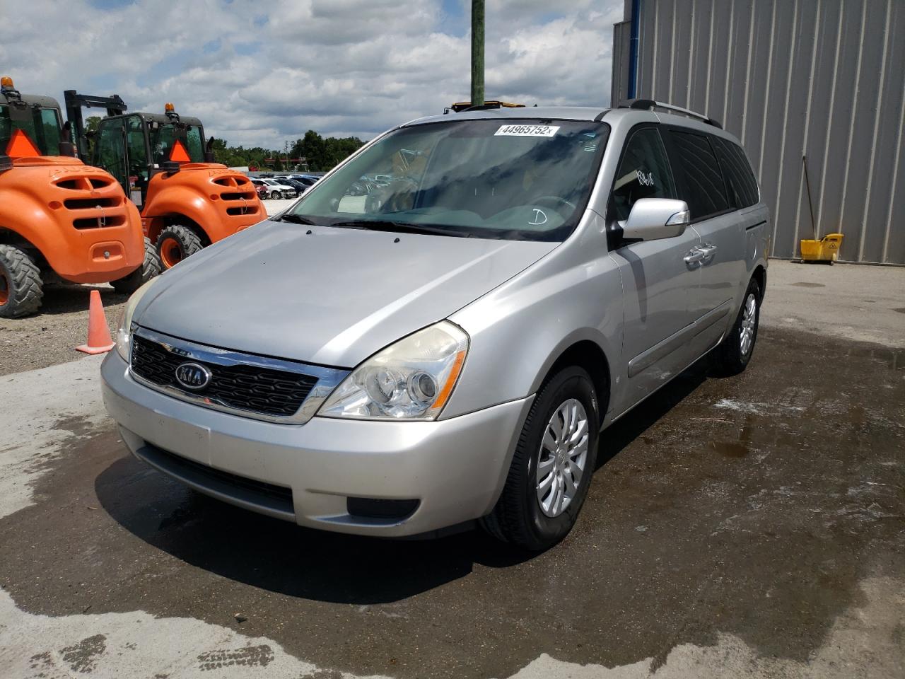 Photo 2 from auction – 2012 KIA SEDONA LX with VIN KNDMG4C7XC6475878